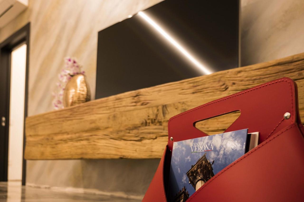 Vipverona Luxury Apartment - Royal Welcome Exterior foto